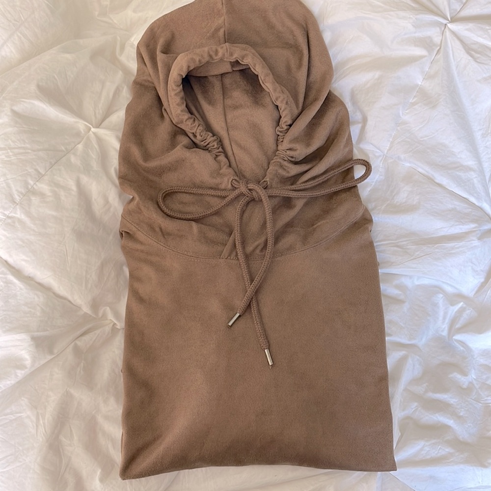 🔥 FOREVER 21 suede Hoodie NWOT